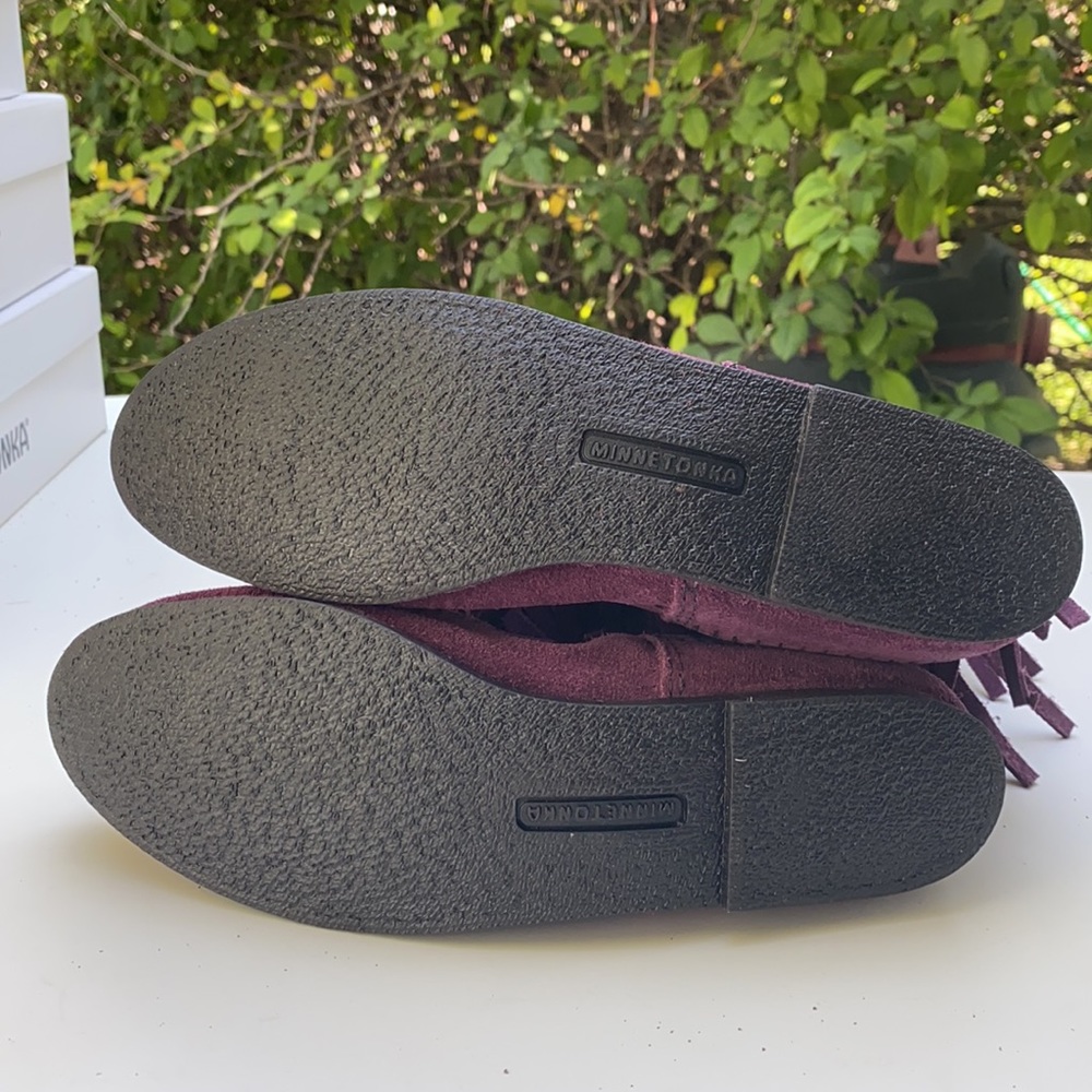 AUTH NIB MINNETONKA 1632F IN RARE PLUM COLOR - Picture 6 of 13